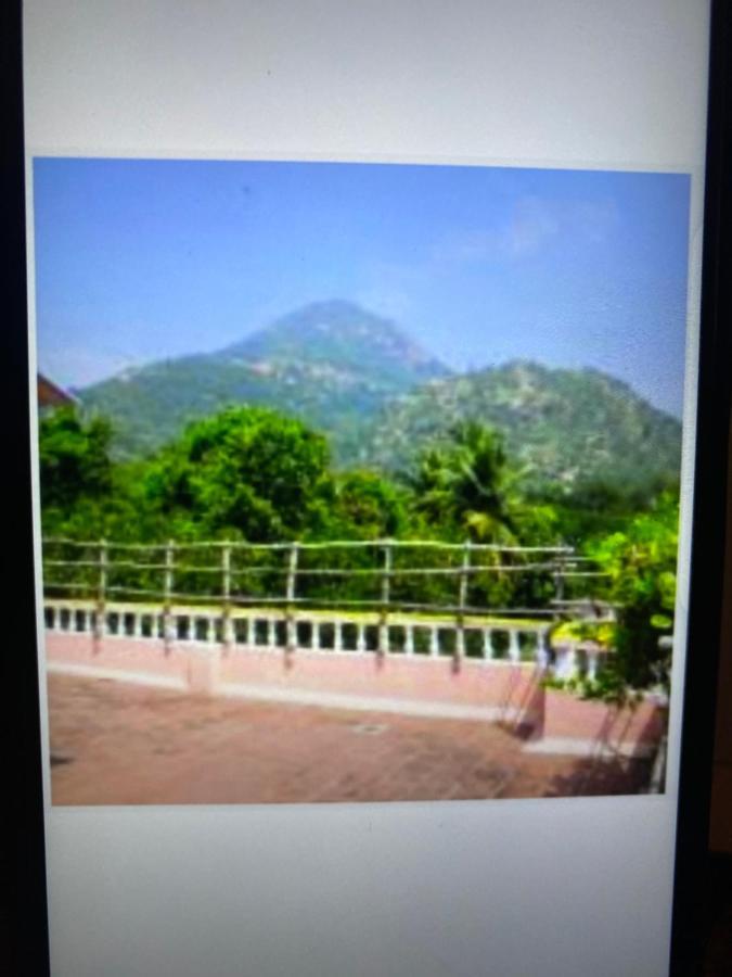 Arunachala Ramana Home Tiruvannāmalai Buitenkant foto